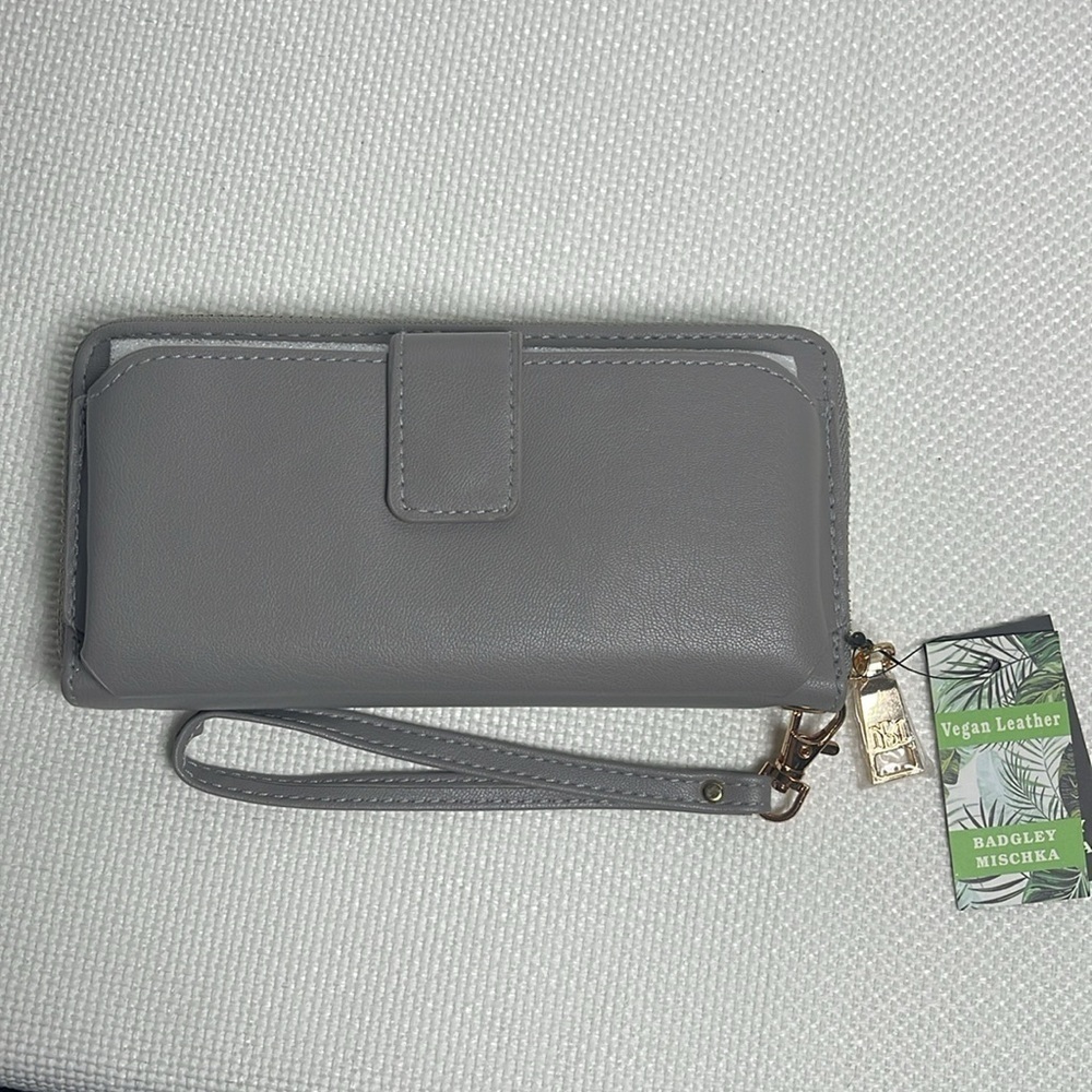 NWT Badgley Mischka Gray Studded Clutch Wristlet Gold Tone Hardware Zip Closure - Picture 2 of 9